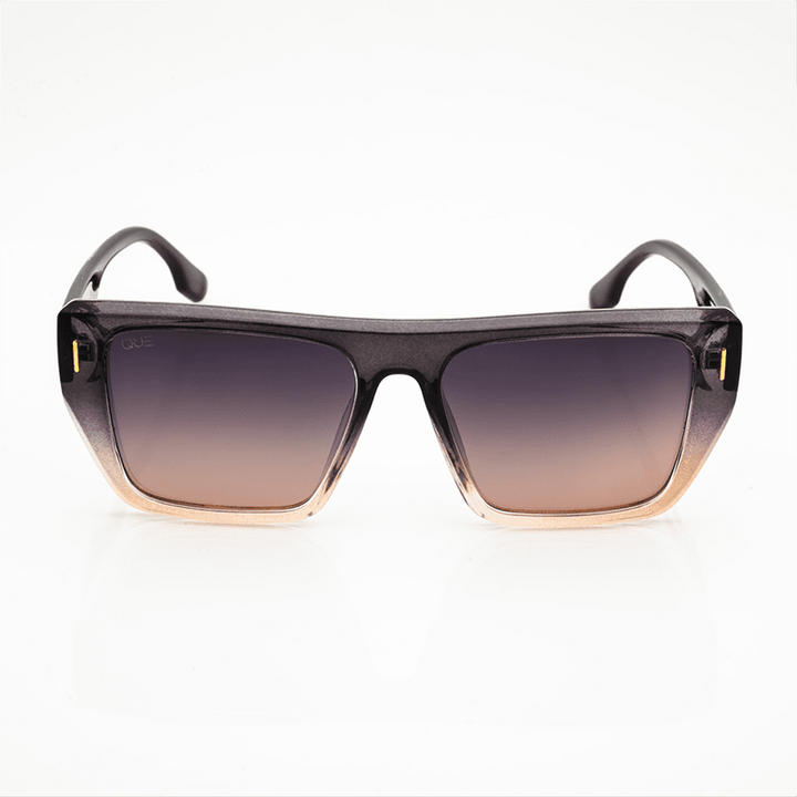 QUE SMOKEPLAY : WIDE