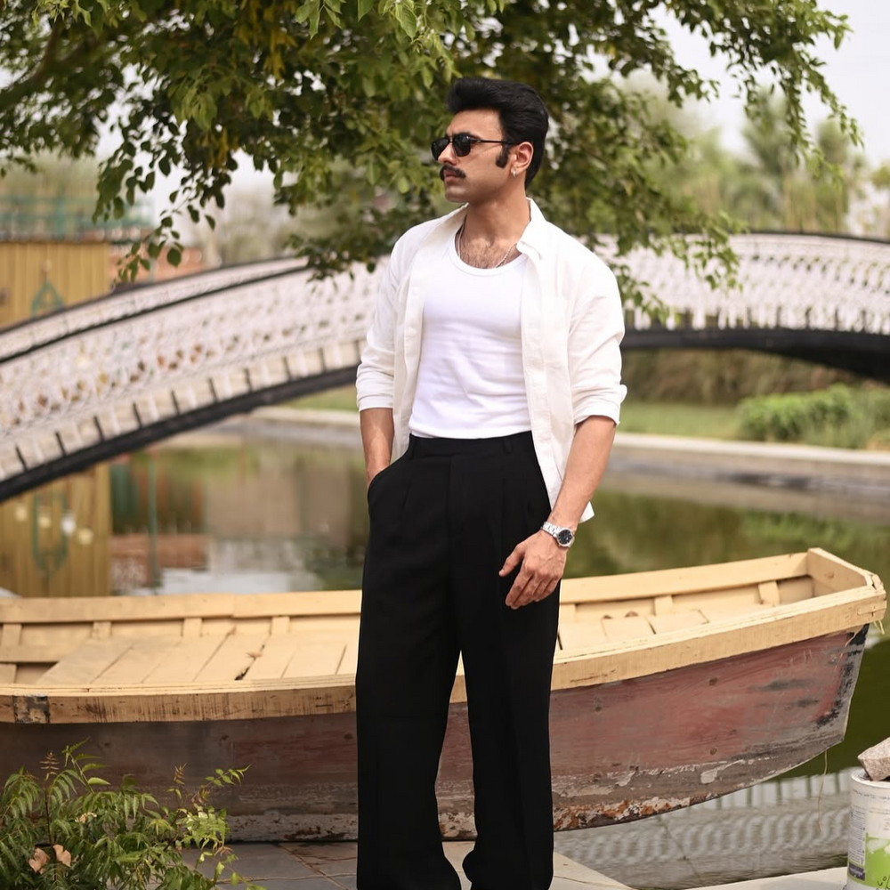 QUE CLASS EDGE - FLEXIBLE ARMS - Que Universe