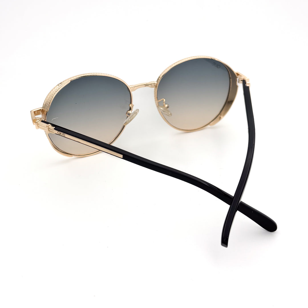 QUE CLUB BOLD - LARGE - Que Universe