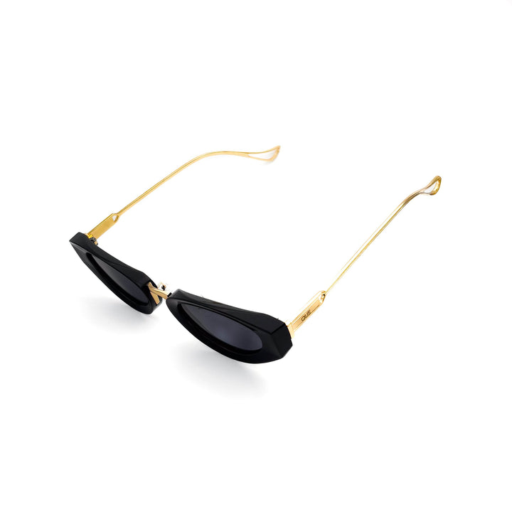 QUE CLAW - MEDIUM - Que Universe