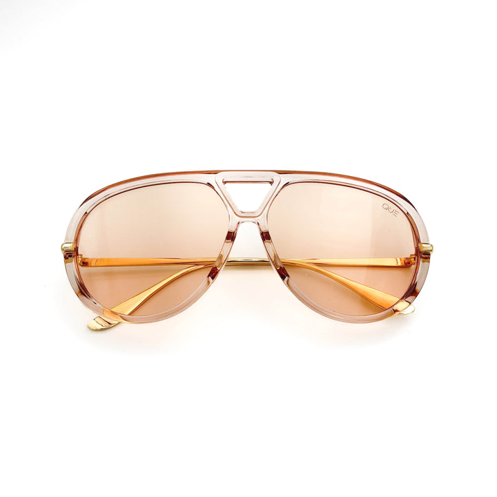 QUE RETRO : LARGE - Que Universe