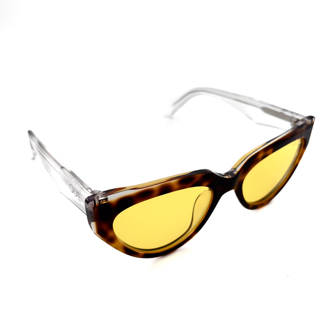 QUE HOTSHOT : MEDIUM - ACETATE - Que Universe