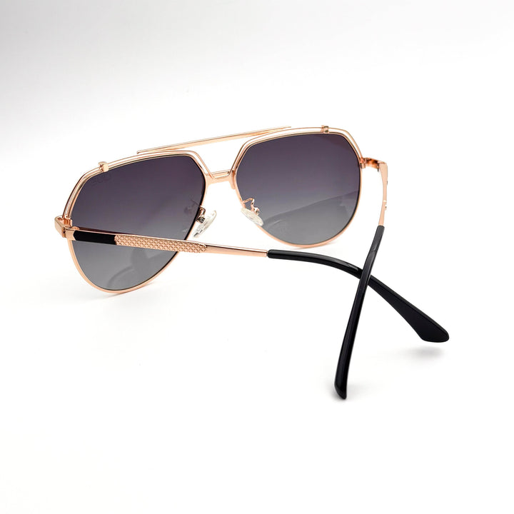 QUE ALPHA : MEDIUM - Que Universe