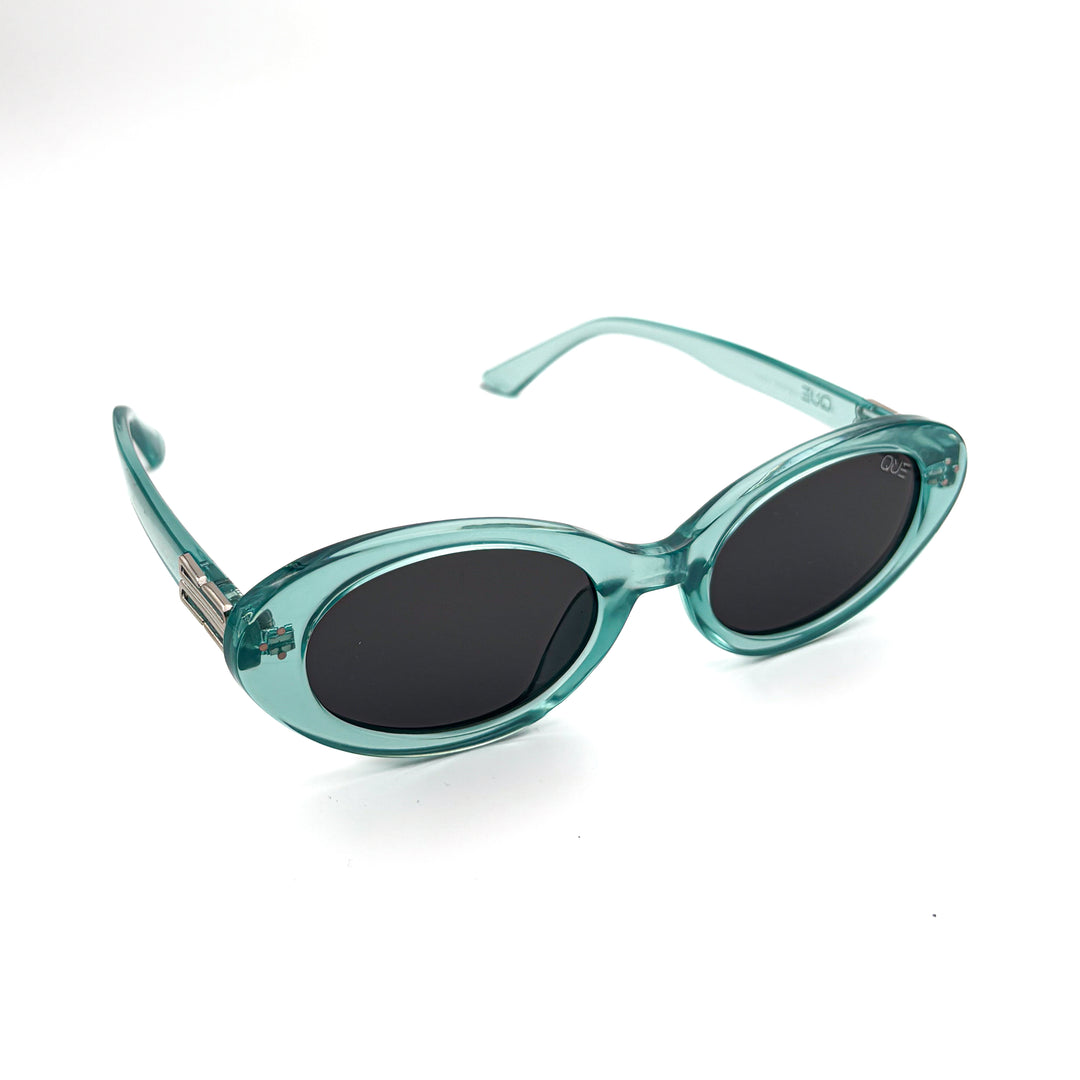 QUE MINTED : MEDIUM - Que Universe