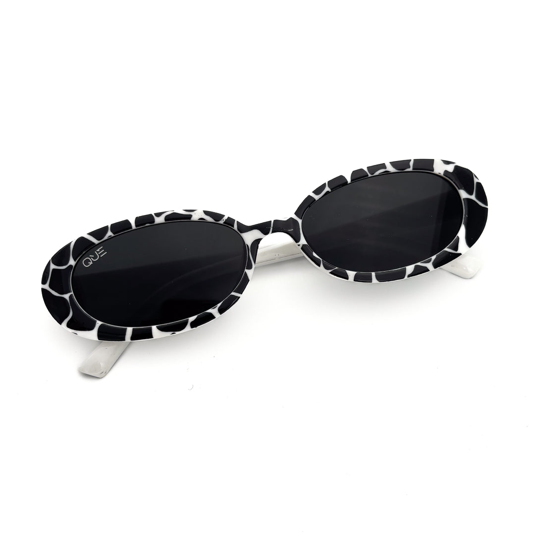 QUE FUNK: SMALL - Que Universe