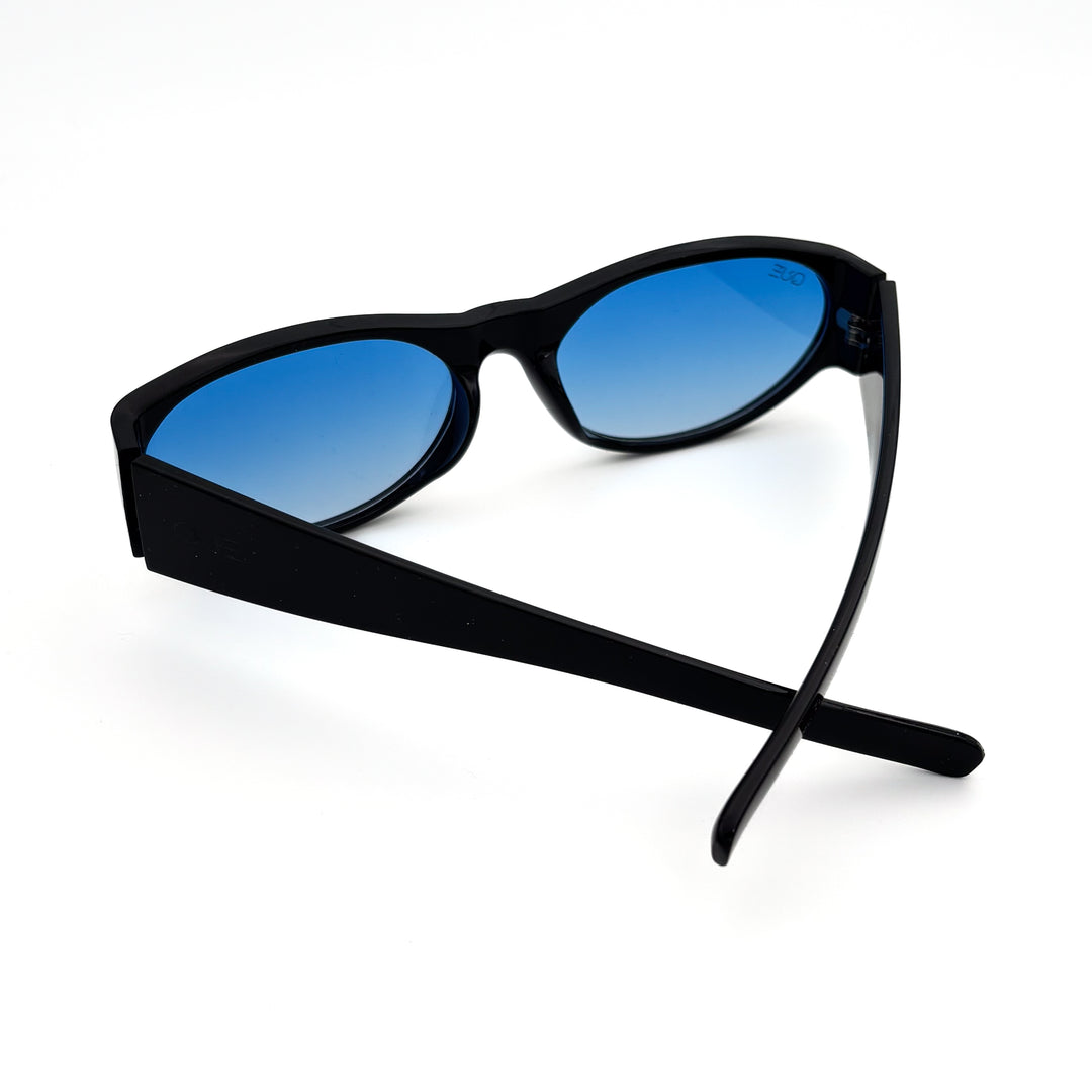 QUE PHASE: MEDIUM - Que Universe