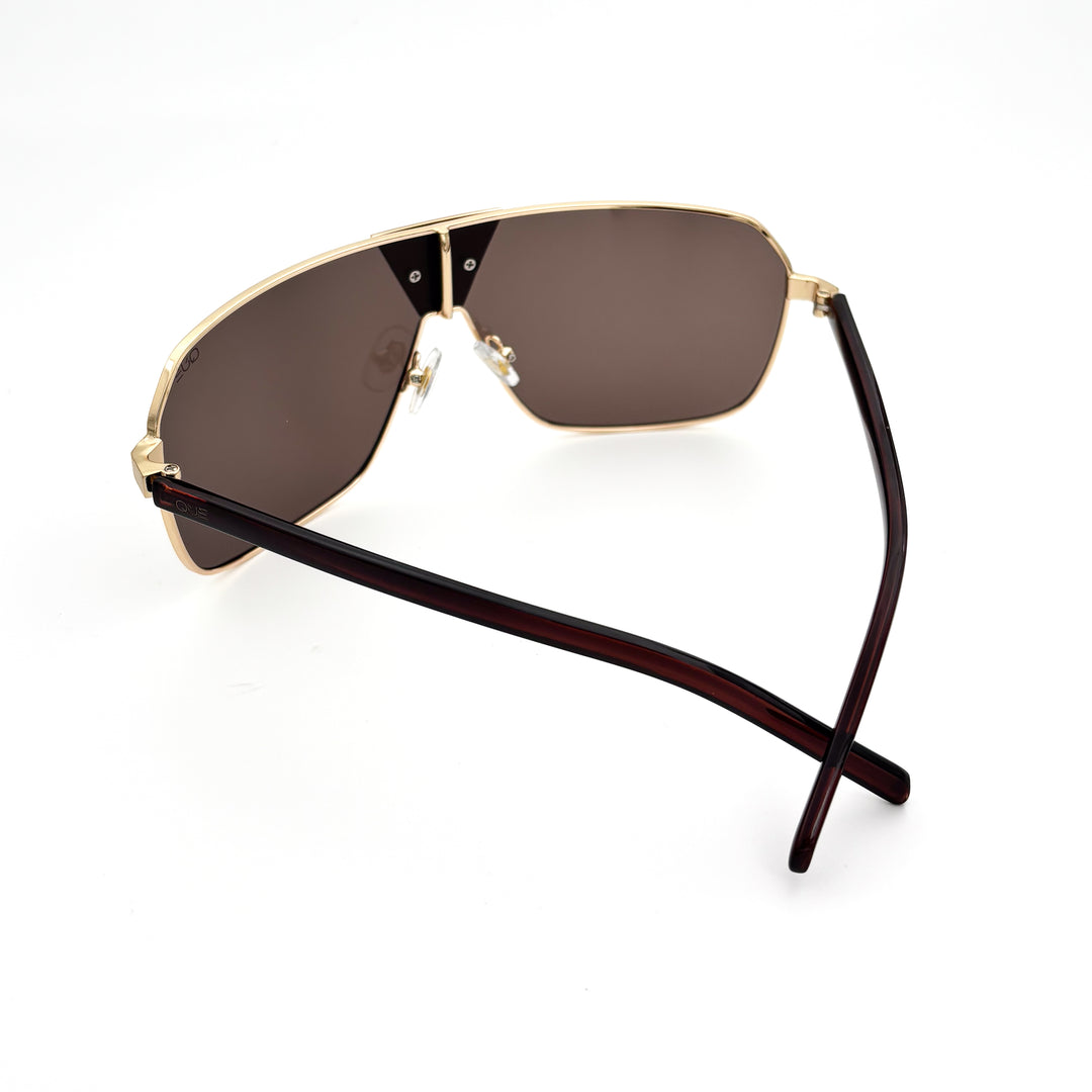 QUE NOVA: MEDIUM - Que Universe