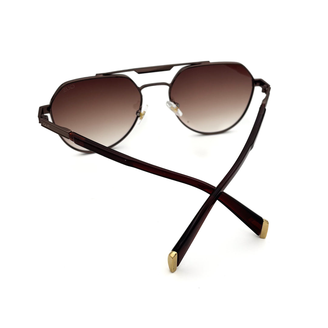 QUE SKYLINE: MEDIUM - Que Universe