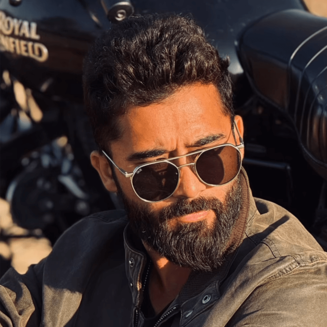 QUE ROUND METAL : MEDIUM