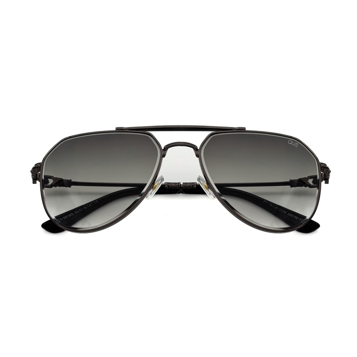 QUE STRIKE: MEDIUM - Que Universe