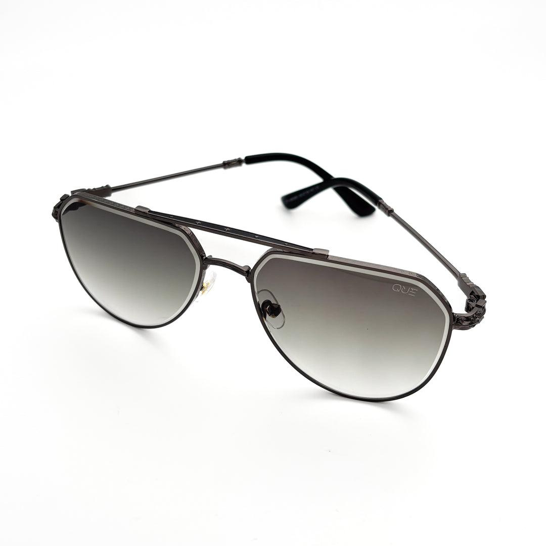 QUE STRIKE: MEDIUM - Que Universe