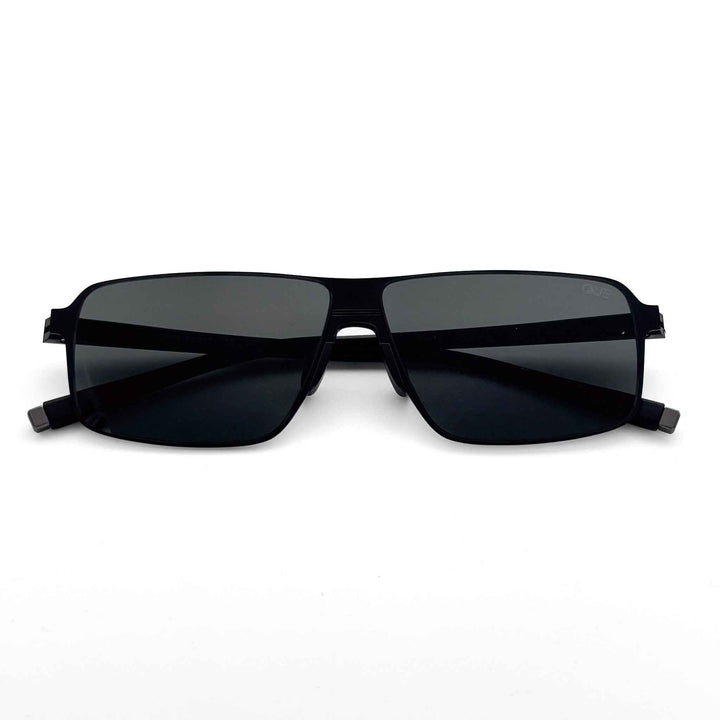 QUE UNDER WORLD: EXTRA WIDE