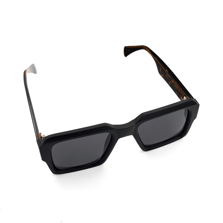 QUE BOLD FRAME - MEDIUM