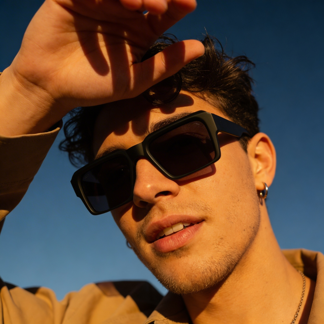 QUE BOLD FRAME - LARGE