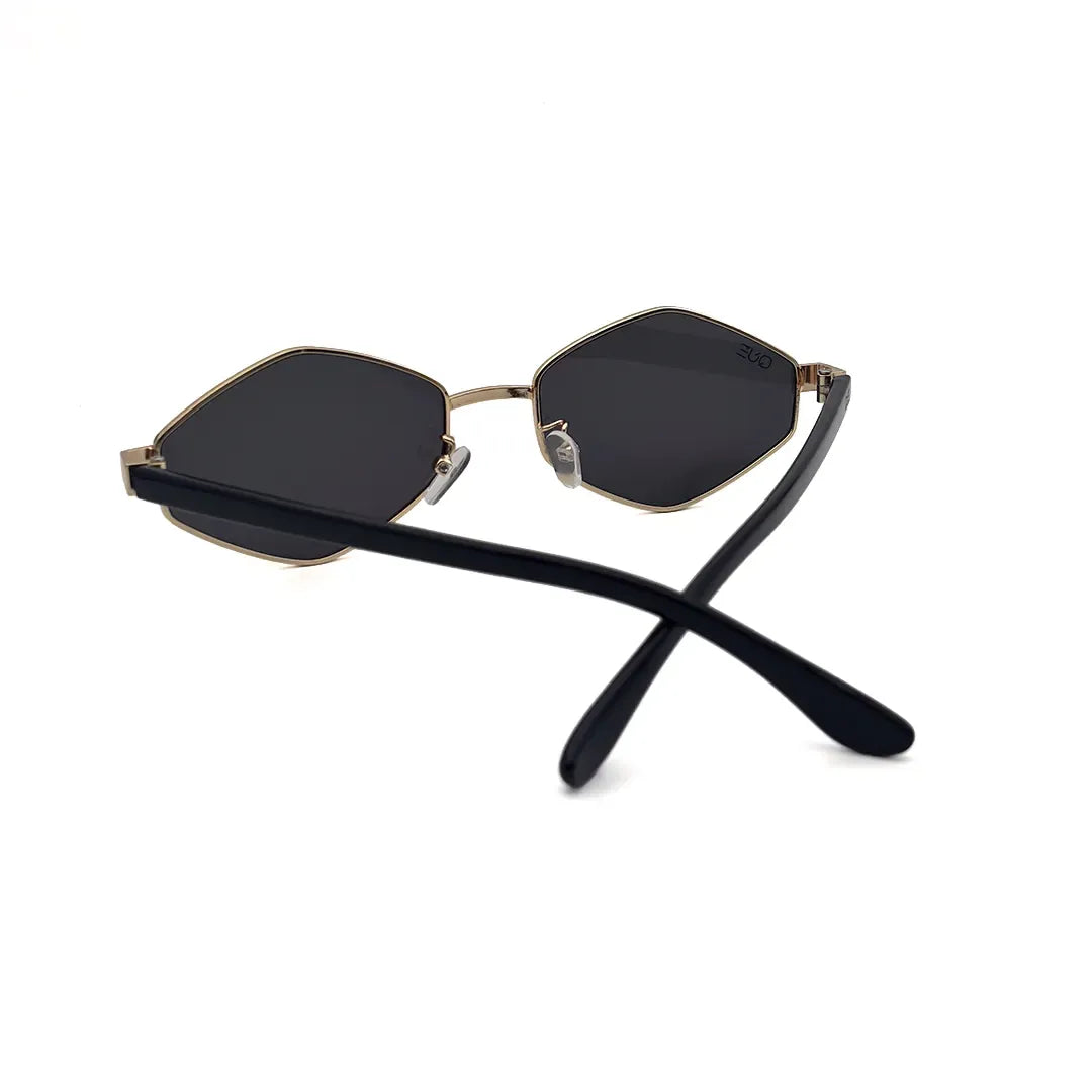 QUE BOLD CUT - MEDIUM