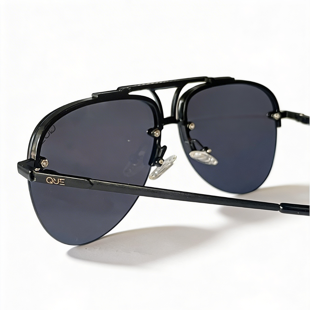 QUE DOMINION - MEDIUM