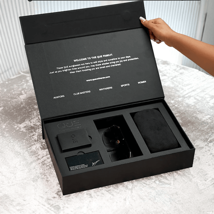 QUE PREMIUM GIFT BOX (ONLY BOX)