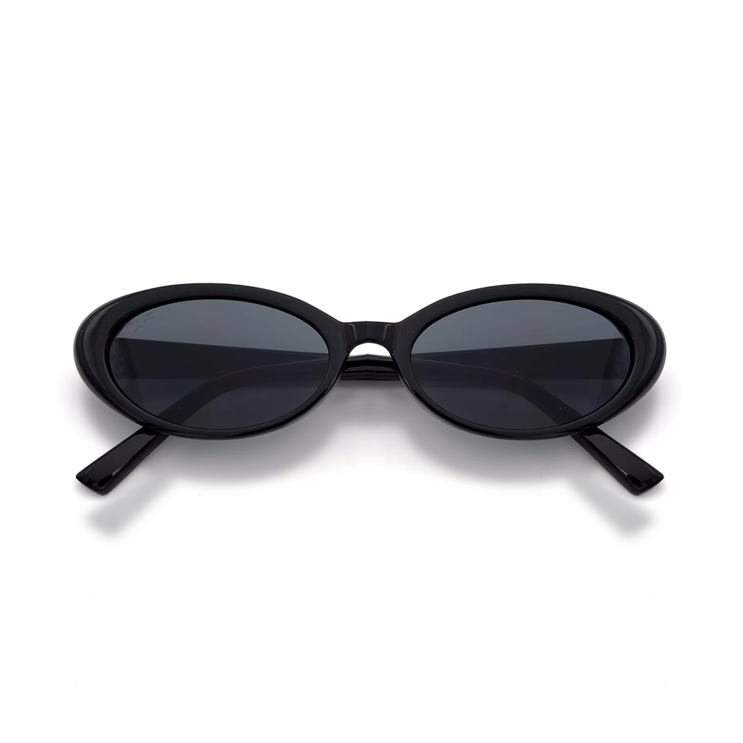 QUE GROOVY - MEDIUM