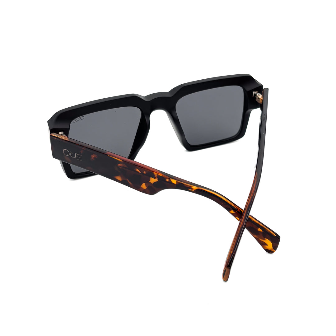 QUE BOLD FRAME - MEDIUM