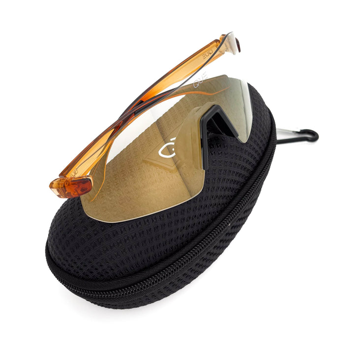 QUE RUSH (TR90) - PHOTOCHROMATIC | ANTI-SLIP TEMPLE DESIGN | SPRING HINGE MECHANISM - Que Universe