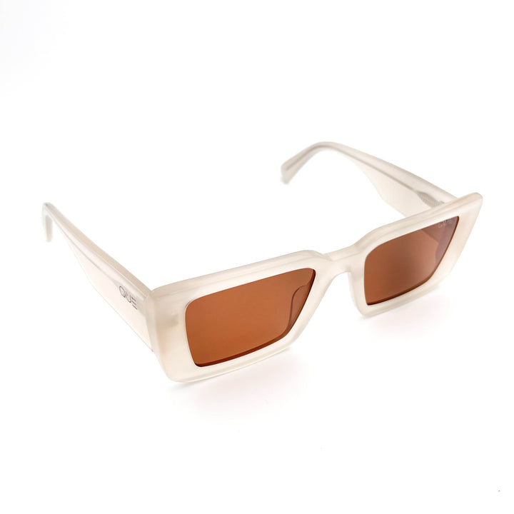 QUE BARE BOLD : MEDIUM - ACETATE - Que Universe
