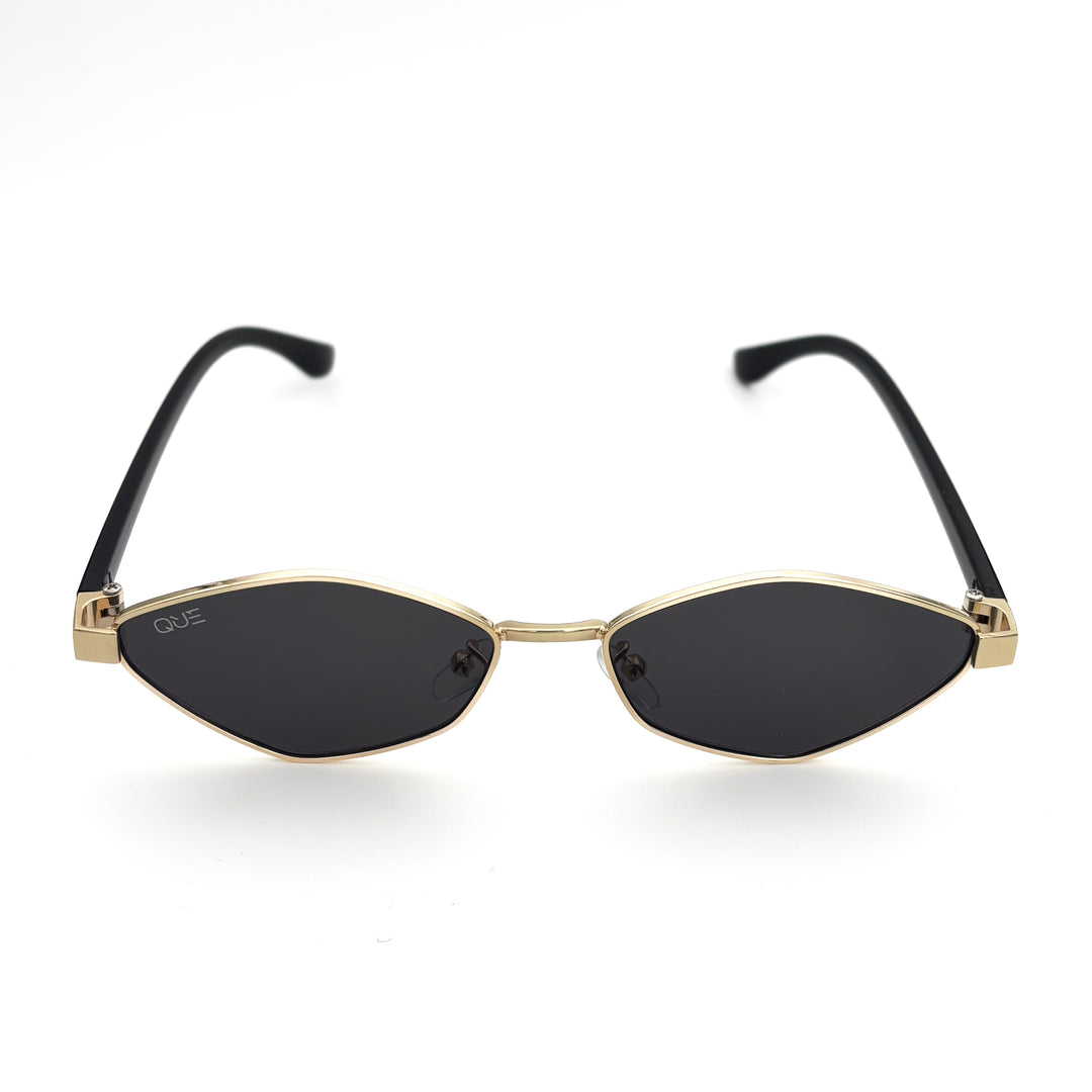 QUE BOLD CUT: MEDIUM