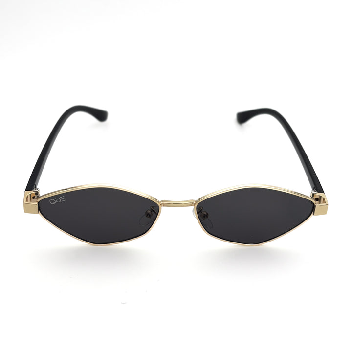 QUE BOLD CUT: MEDIUM