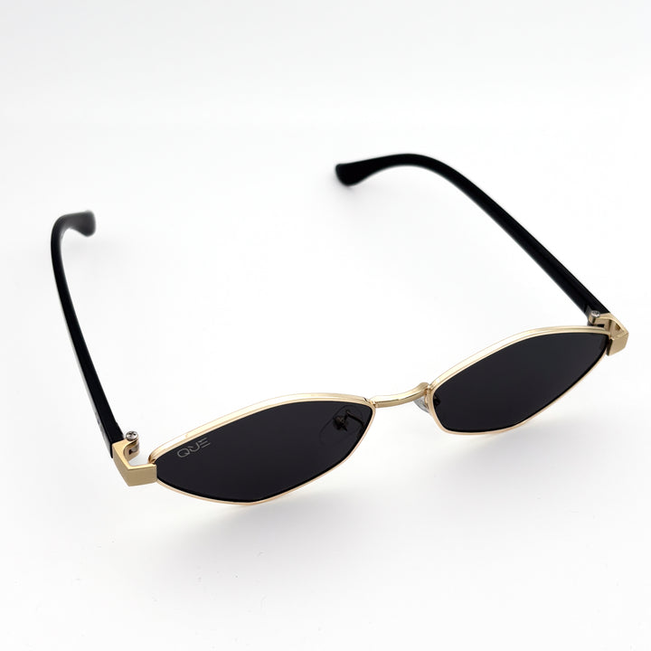QUE BOLD CUT: MEDIUM