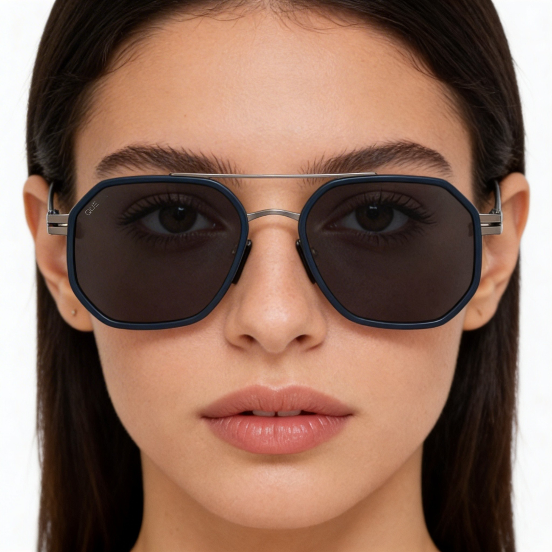 QUE MARINE - LIGHT WEIGHT - FLEXIBLE ARMS - MEDIUM