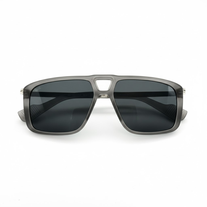 QUE GRAPHITE : MEDIUM