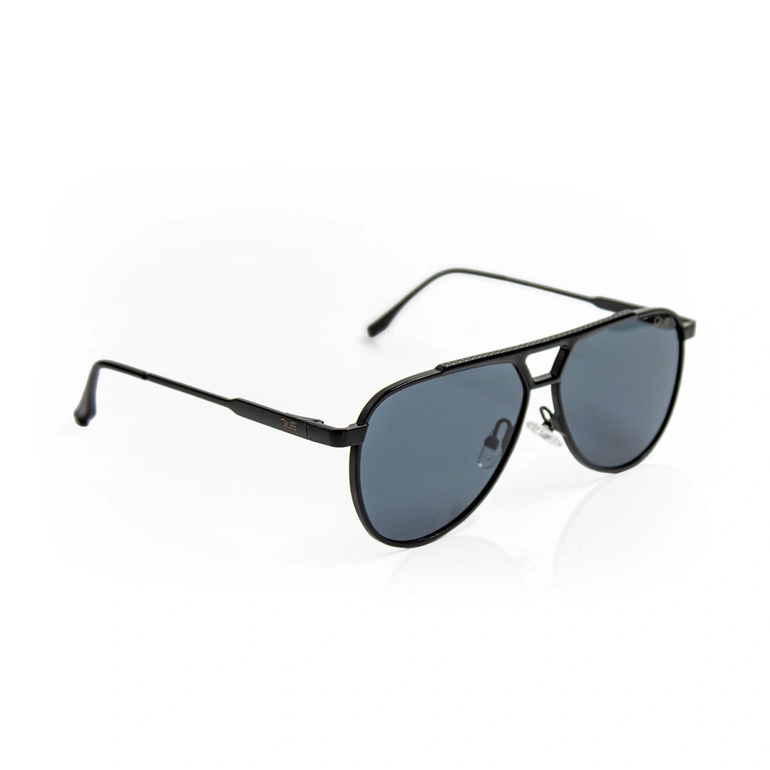 QUE STEALTH - MEDIUM