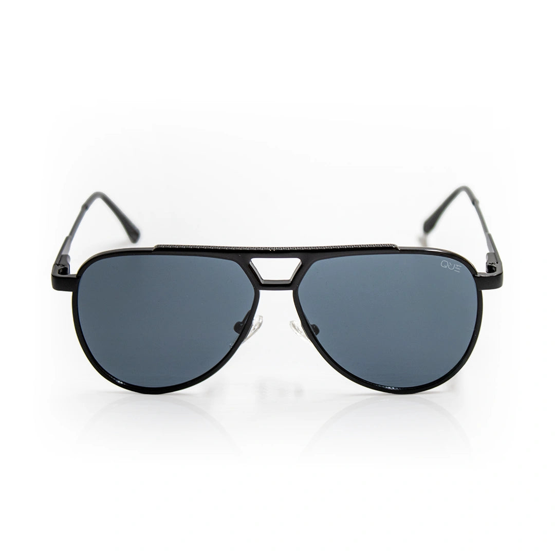 QUE STEALTH - MEDIUM