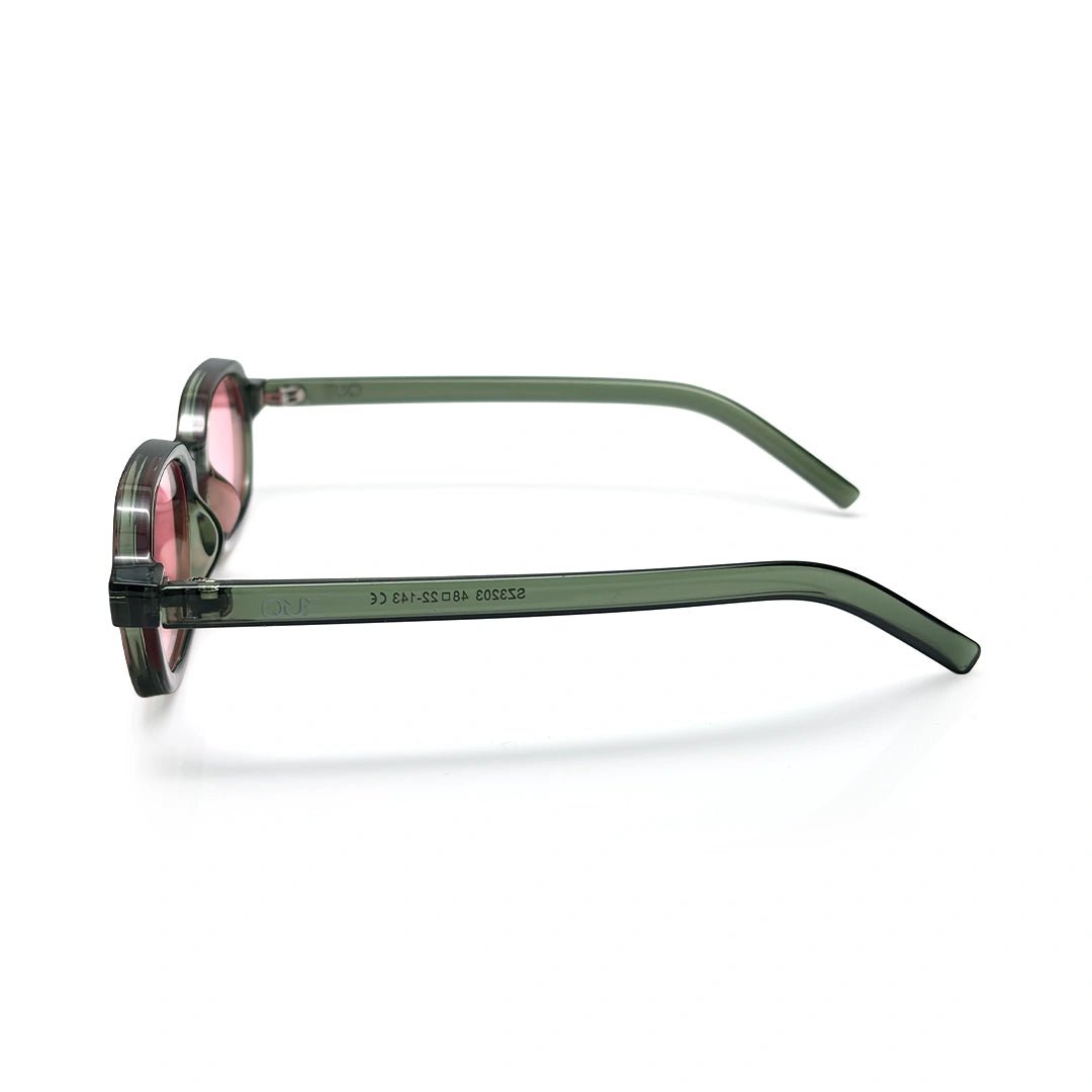 QUE ARIN - Wayfarer - Que Universe