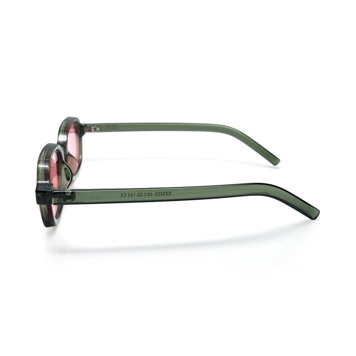 QUE ARIN - Wayfarer - Que Universe