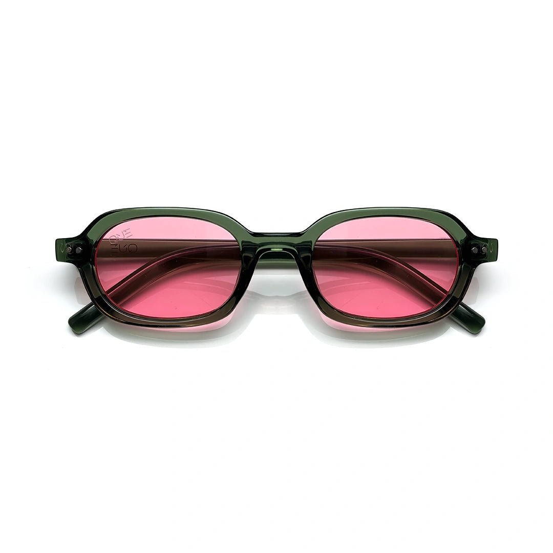 QUE ARIN - Wayfarer - Que Universe