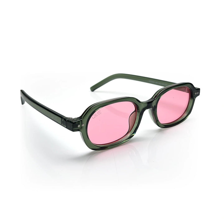 QUE ARIN - Wayfarer - Que Universe