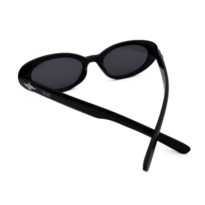 QUE BLING : MEDIUM - Cat-Eye - Que Universe