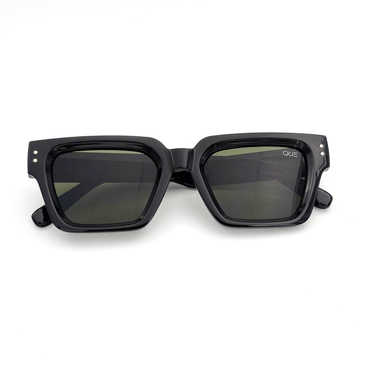 QUE BOLD AF - MEDIUM - Wayfarer - Que Universe