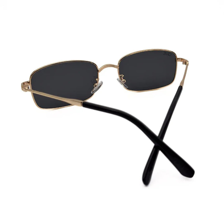 QUE COMMAND - MEDIUM - Aviator - Que Universe