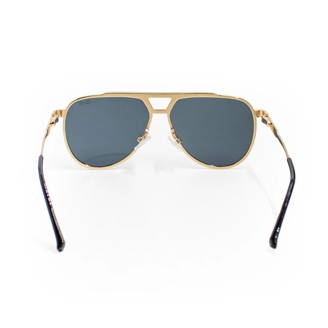 QUE CONTOUR - Aviator - Que Universe