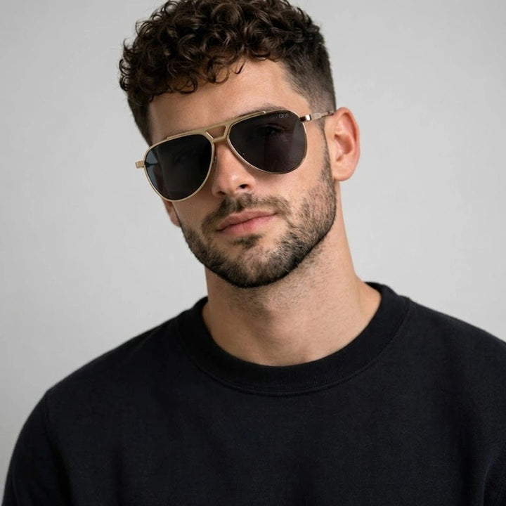 QUE CONTOUR - Aviator - Que Universe