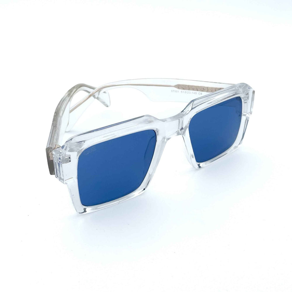 QUE CRYSTAL: MEDIUM - Wayfarer - Que Universe