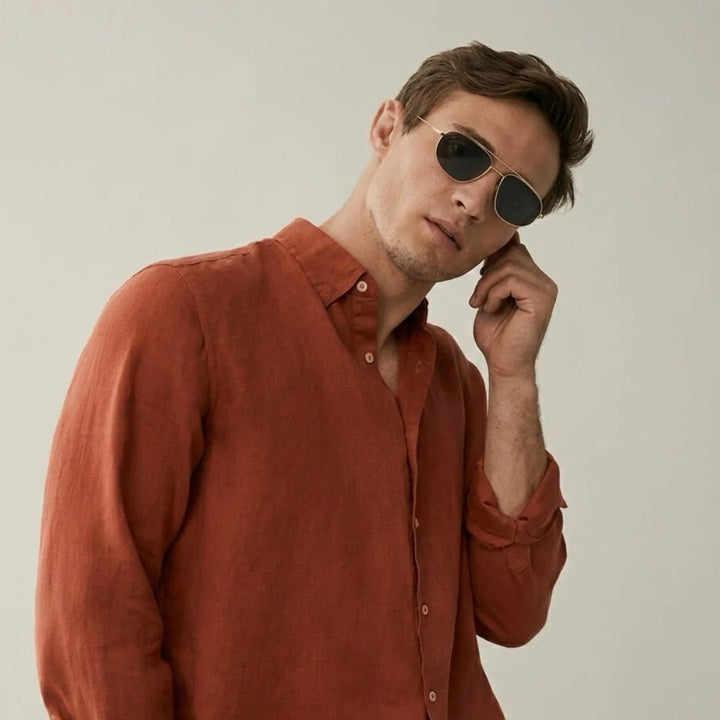 QUE DHRUV - Aviator - Que Universe