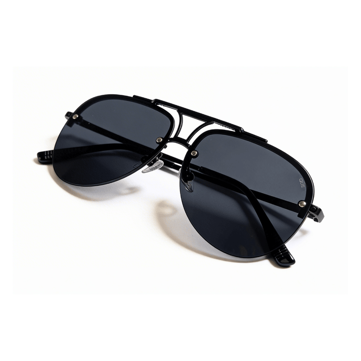 QUE DOMINION - MEDIUM - Aviator - Que Universe