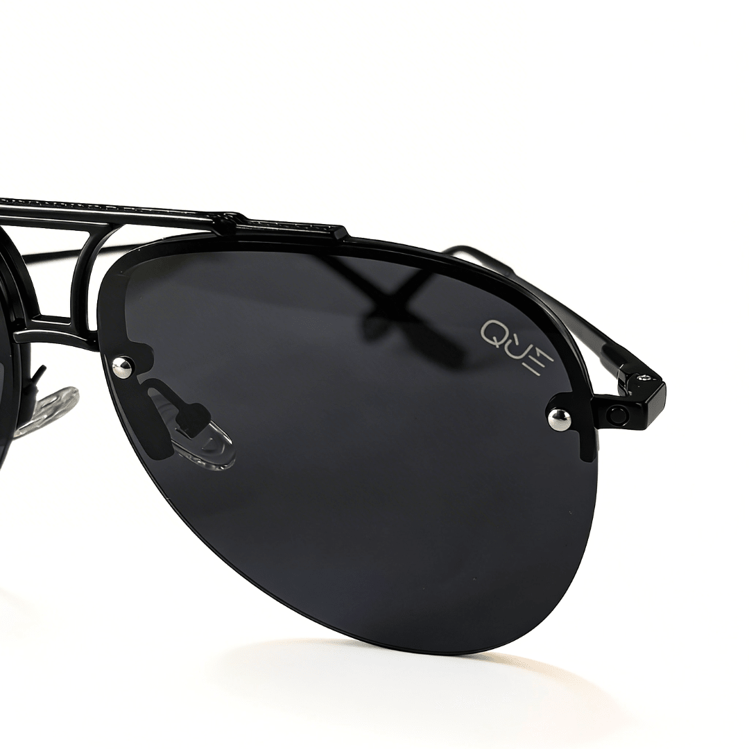QUE DOMINION - MEDIUM - Aviator - Que Universe