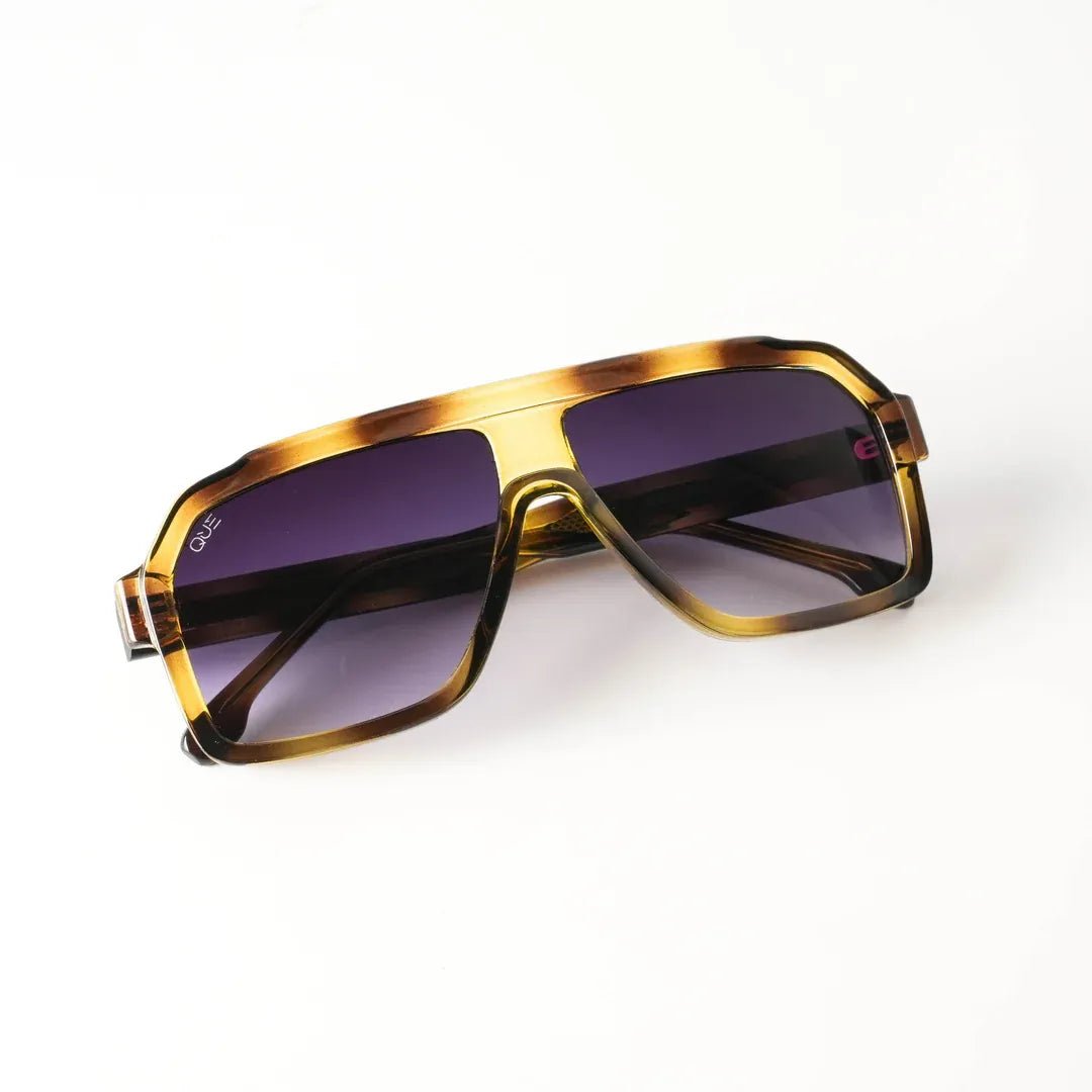 QUE GARUD - Wayfarer - Que Universe