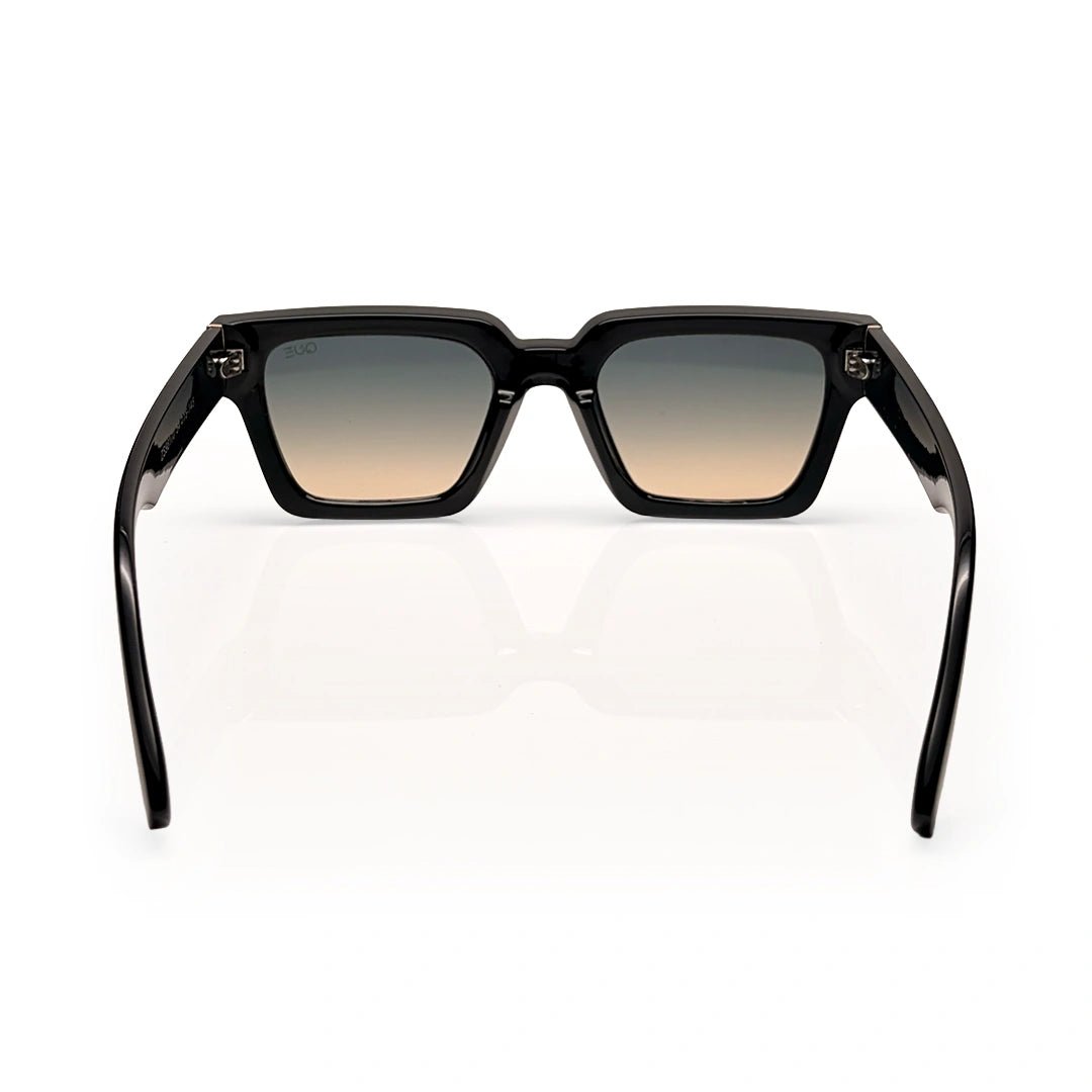 QUE GEHAN - Wayfarer - Que Universe