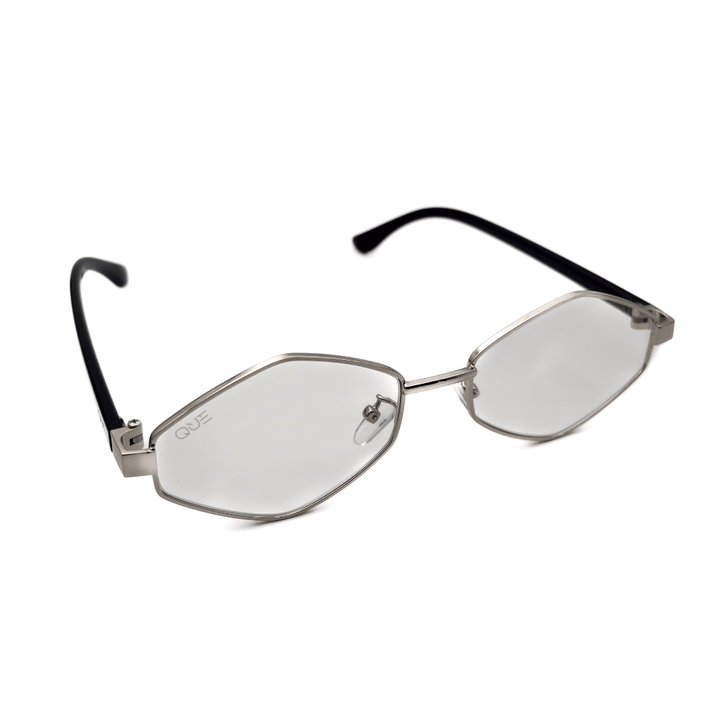 QUE GHOST - MEDIUM - Wayfarer - Que Universe