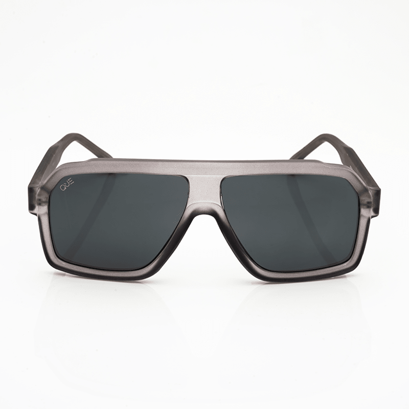 QUE GREYLINE: LARGE - Wayfarer - Que Universe