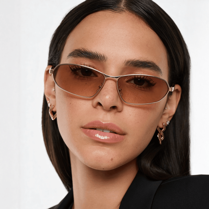 QUE HONEYMIST - MEDIUM - Wayfarer - Que Universe